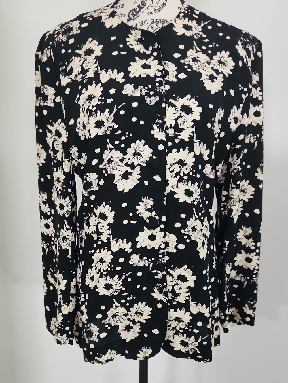 Vtg Ellen Figg Black & White Blouse